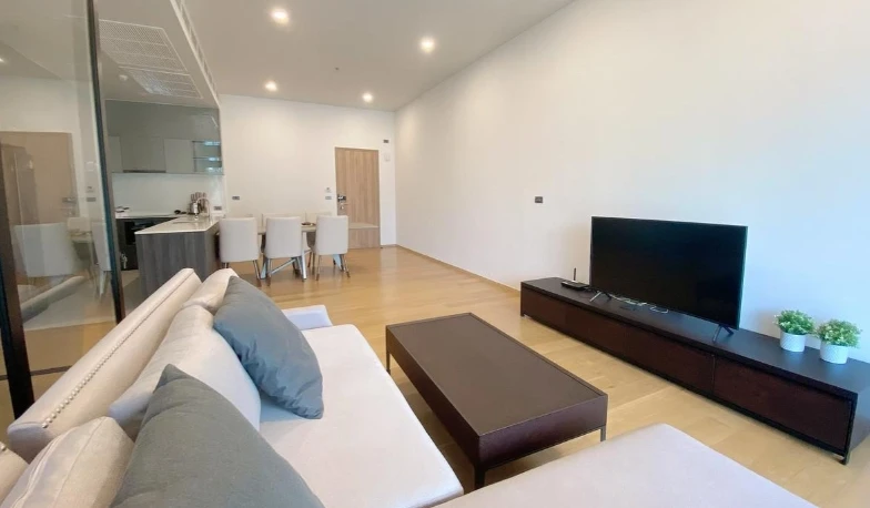 For rent: Siamese Exclusive Sukhumvit 31. Nice, fully furnished unit. Book now! Limited time offer!