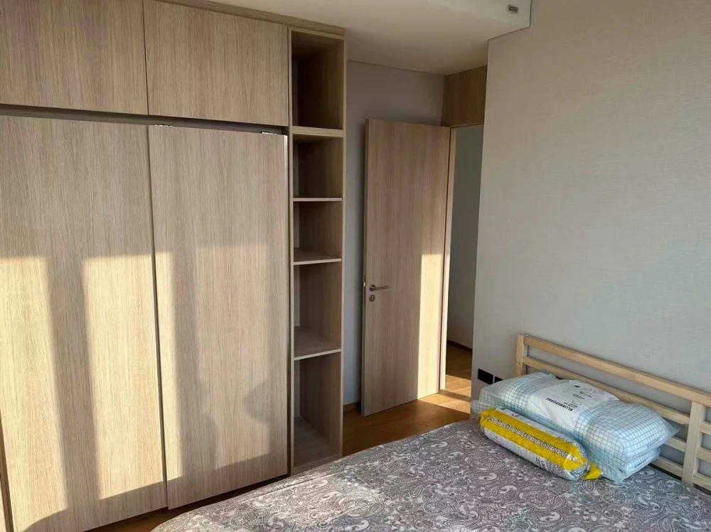 For rent: Siamese Exclusive Sukhumvit 42, 21st floor, fully furnished unit, ready to move in. Book now!