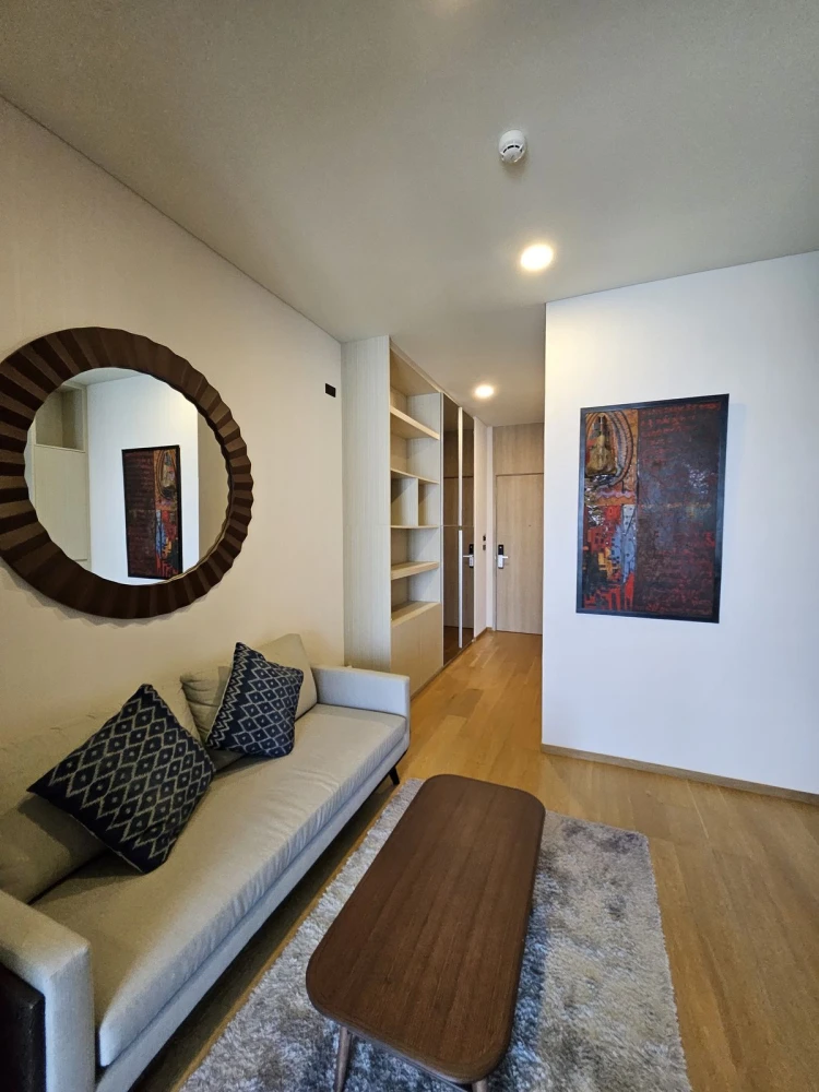 For rent: Siamese Exclusive Sukhumvit 42, 22nd floor, nice room, fully furnished, book now.