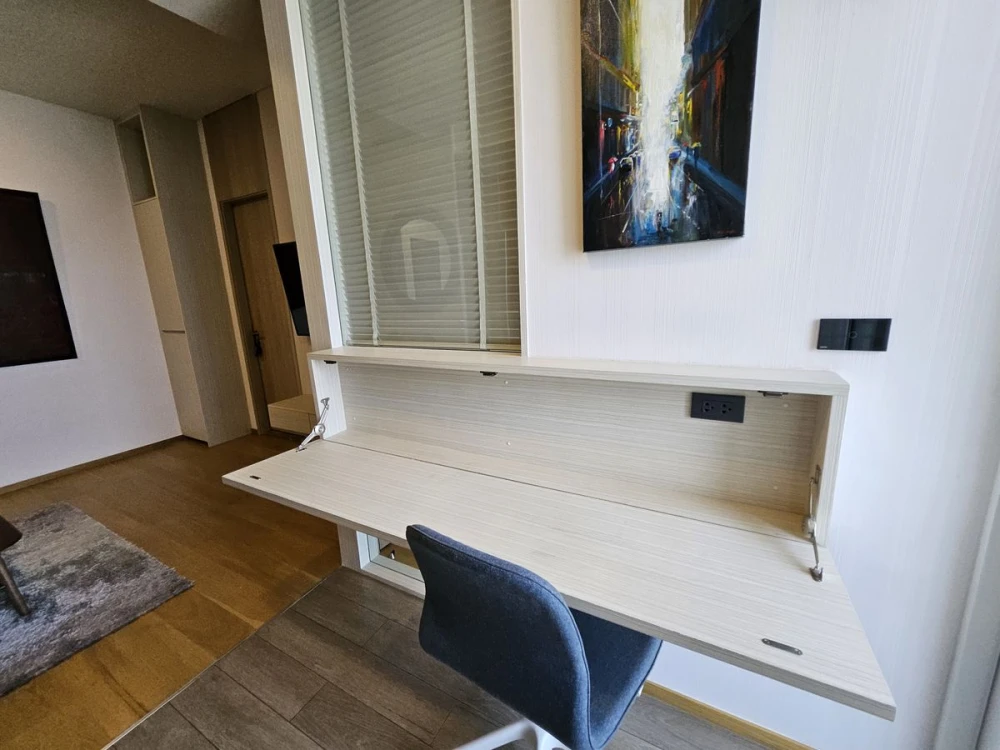 For rent: Siamese Exclusive Sukhumvit 42, 22nd floor, nice room, fully furnished, book now.