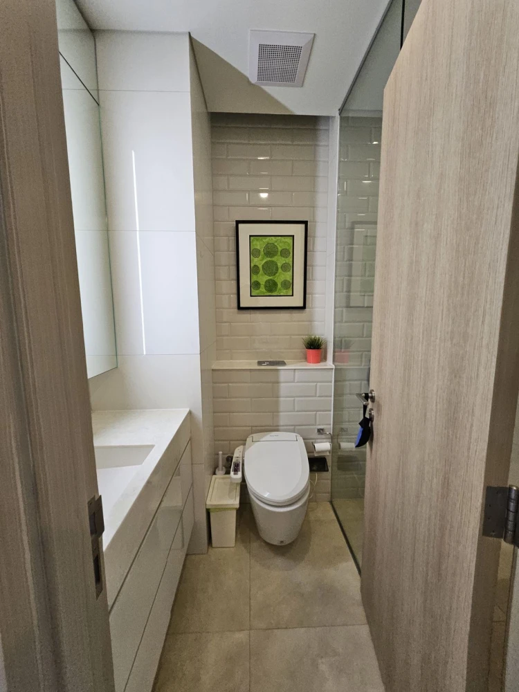 For rent: Siamese Exclusive Sukhumvit 42, 22nd floor, nice room, fully furnished, book now.
