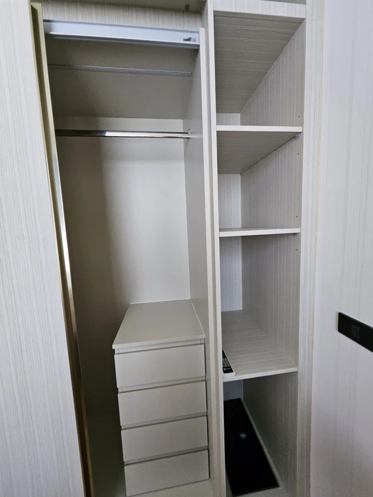 For rent: Siamese Exclusive Sukhumvit 42, 22nd floor, nice room, fully furnished, book now.