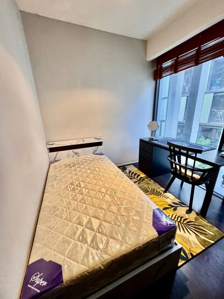 For rent: Siamese Gioia Sukhumvit 31. Ready-to-move-in unit with spacious living area. Book today! Don't miss out!
