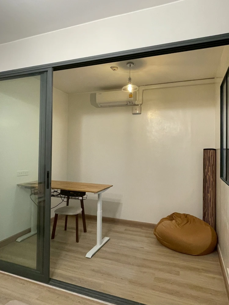 For rent: Siamese Gioia Sukhumvit 31, spacious room, comfortable, complete with electrical appliances, fully furnished, just bring your bag and you ca