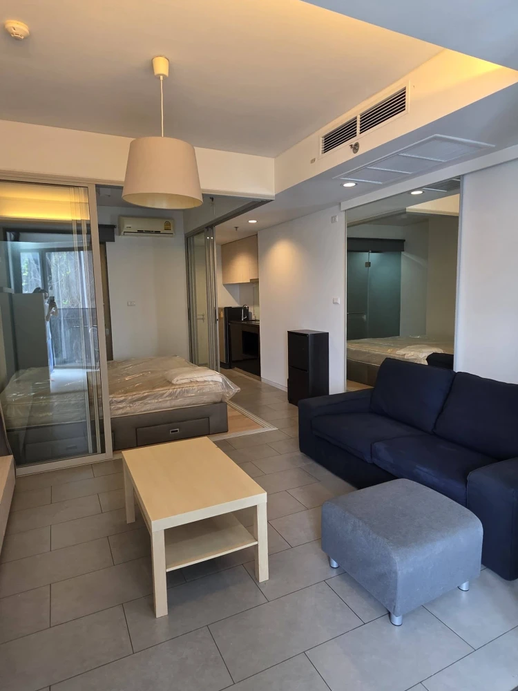 For rent: Siamese Ratchakru. Nice room, fully furnished, spacious and comfortable. Book now!