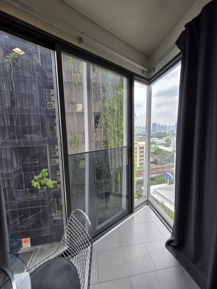 For rent: Siamese Ratchakru. Nice room, fully furnished, spacious and comfortable. Book now!