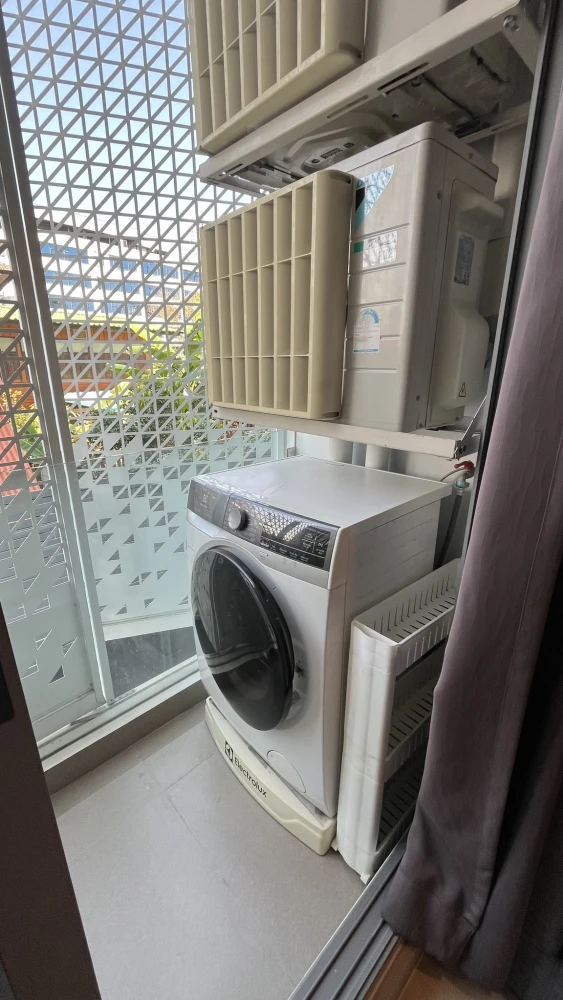 For rent: Sign Condo Sukhumvit 50. Ready to move in. Fully furnished. Great price. Book now!