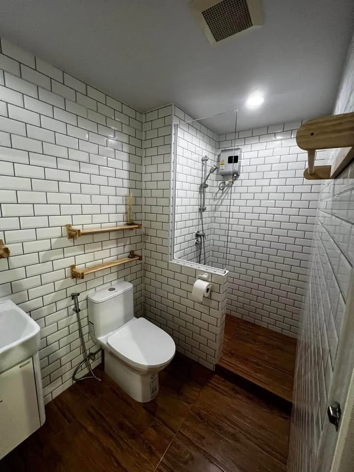 For rent: Silk Place Phahonyothin-Lak Si, spacious room, comfortable, with good furniture, hurry and reserve now.