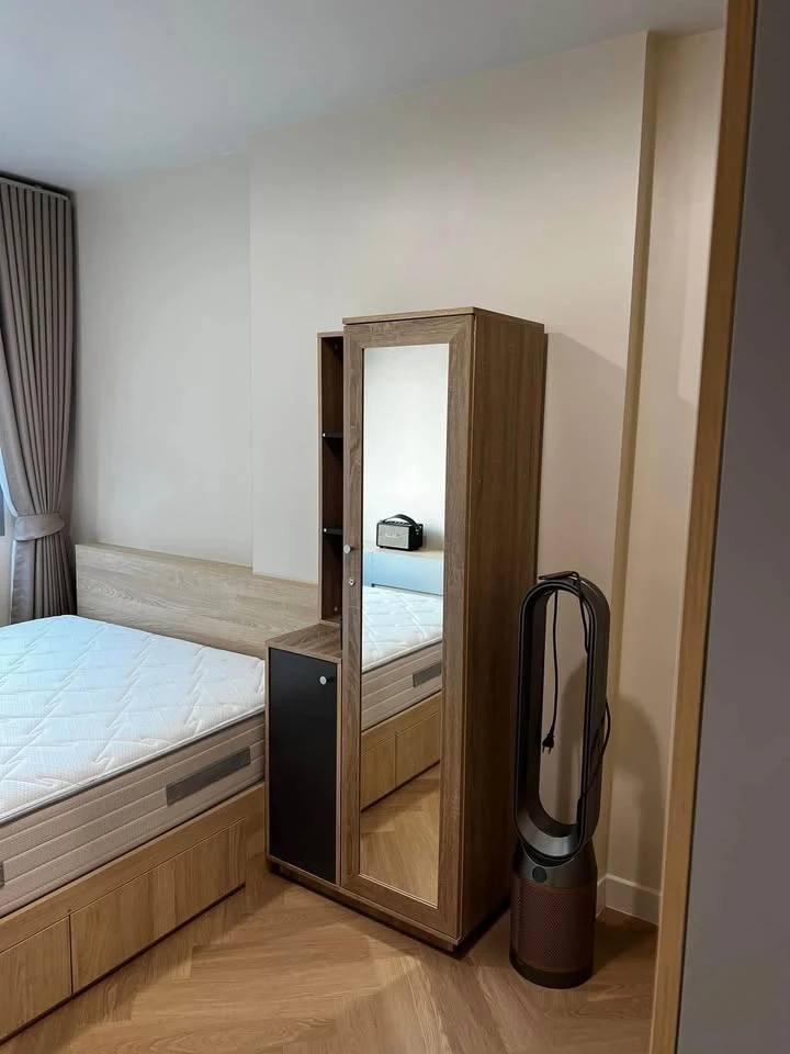 For rent: Silk Place Phahonyothin-Lak Si, spacious room, comfortable, with good furniture, hurry and reserve now.