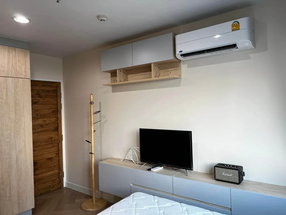 For rent: Silk Place Phahonyothin-Lak Si, spacious room, comfortable, with good furniture, hurry and reserve now.