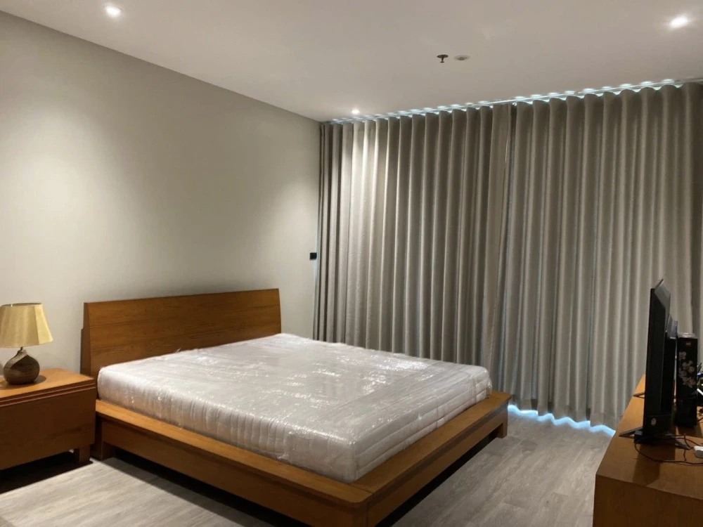 For rent Silom Grand Terrace, spacious room, comfortable, high view, fully furnished, electrical appliances ready to book, don't miss out.