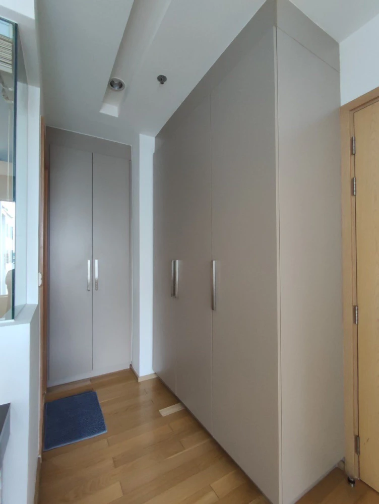 For rent Siri @ Sukhumvit 27th floor, high floor, open view, fully furnished room, nice to live in, book now before you miss out.