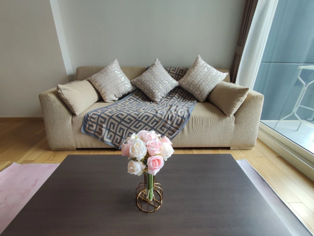 For rent Siri @ Sukhumvit 27th floor, high floor, open view, fully furnished room, nice to live in, book now before you miss out.