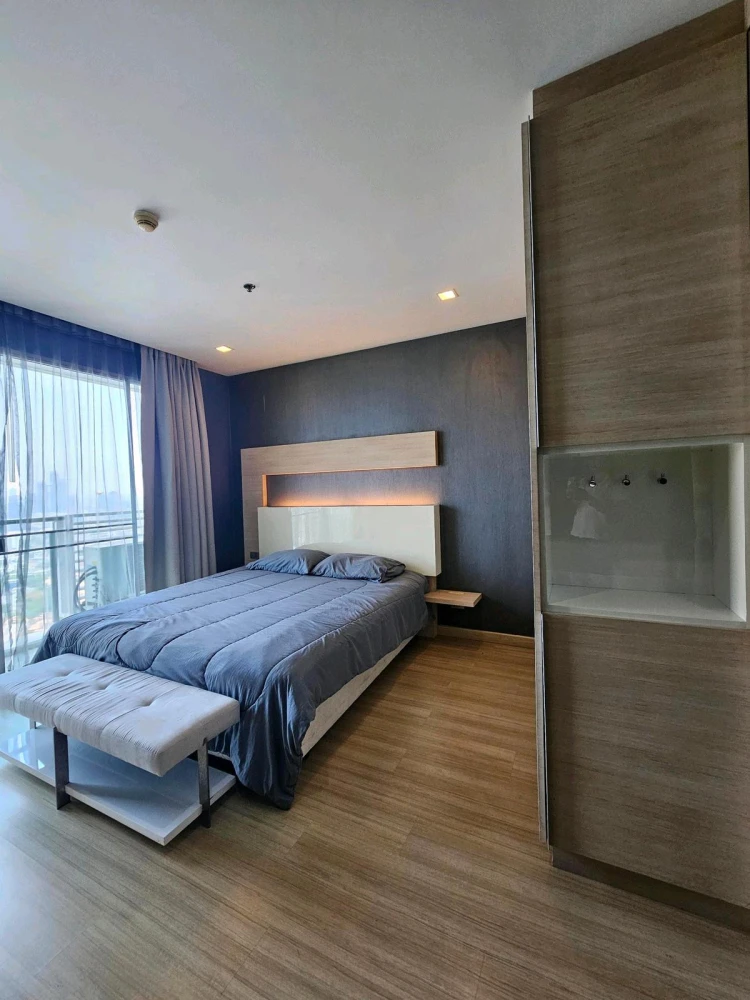 For rent: Sky Walk & Weltz Residence, 39th floor, great view, fully furnished. Book now!