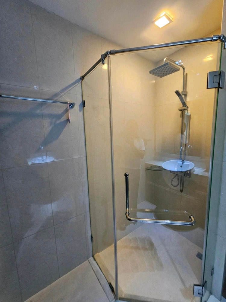 For rent: Sky Walk & Weltz Residence, 39th floor, great view, fully furnished. Book now!