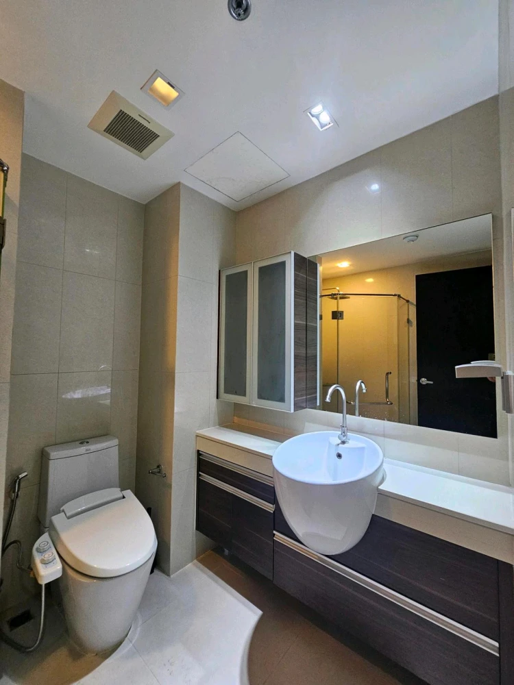 For rent: Sky Walk & Weltz Residence, 39th floor, great view, fully furnished. Book now!