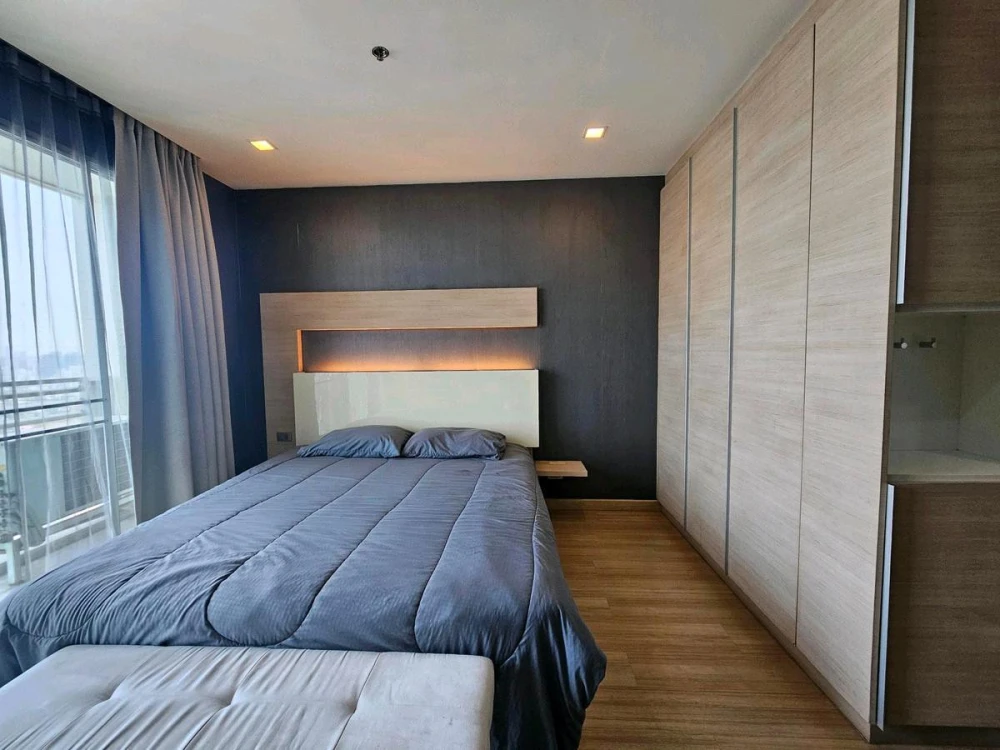 For rent: Sky Walk & Weltz Residence, 39th floor, great view, fully furnished. Book now!