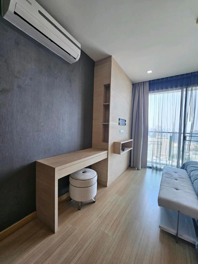 For rent: Sky Walk & Weltz Residence, 39th floor, great view, fully furnished. Book now!