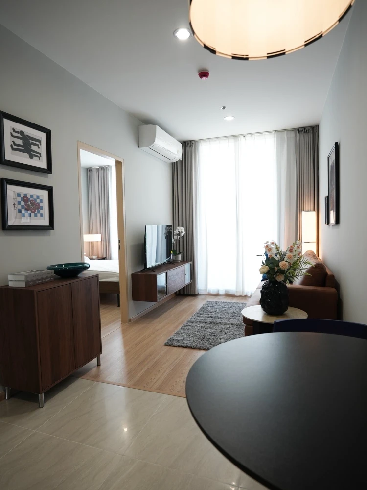 For rent: SKYRISE Avenue Sukhumvit 64, high floor, fully furnished, very livable. Book now!