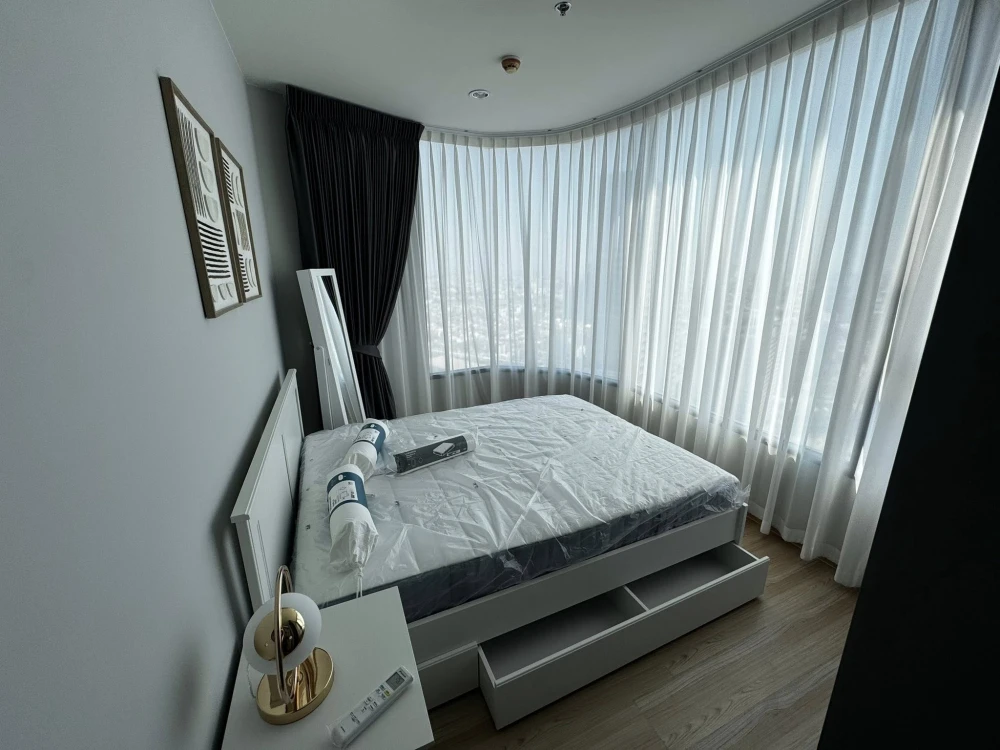 For rent: SKYRISE Avenue Sukhumvit 64. Spacious room with ample usable space, great location, beautiful unblocked view. Book now!