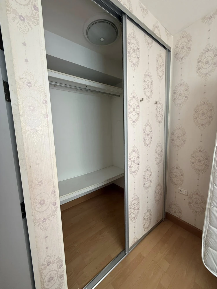 ให้เช่า Smart Condo Rama 2 1 ห้องนอน 1 ห้องน้ำ เฟอร์นิเจอร์ครบครัน ติดวอลเปเปอร์อย่างดี จองเลย