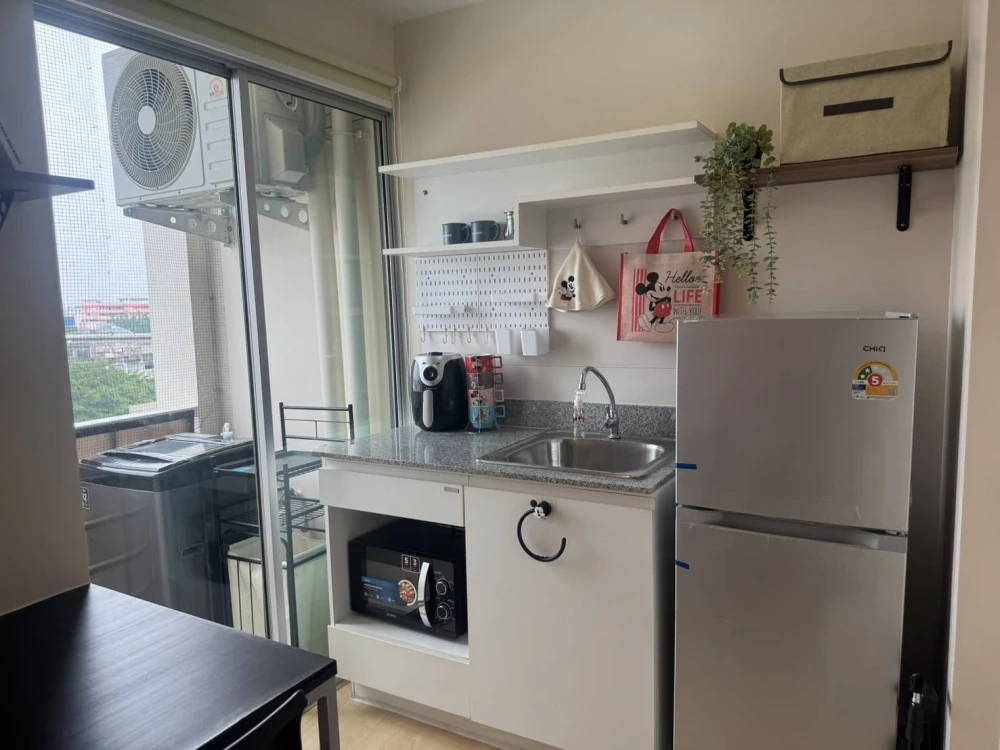 For rent: Smart Condo Rama 2, 8th floor, nice room, fully furnished. Interested? Hurry and reserve now!