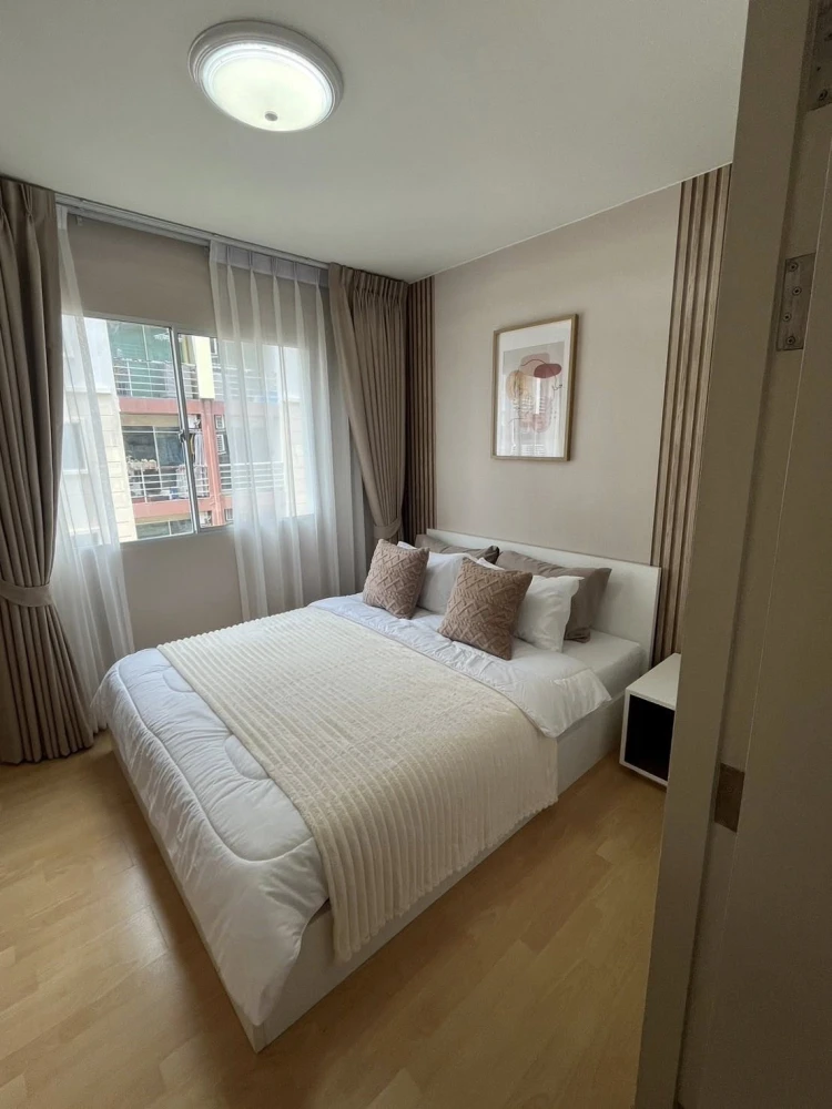 Smart Condo Rama 2 for rent. Beautifully decorated and fully furnished. Just bring your suitcase and move in!