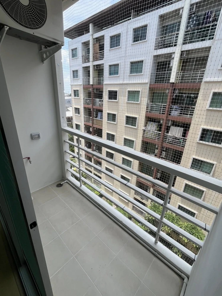 Smart Condo Rama 2 for rent. Beautifully decorated and fully furnished. Just bring your suitcase and move in!