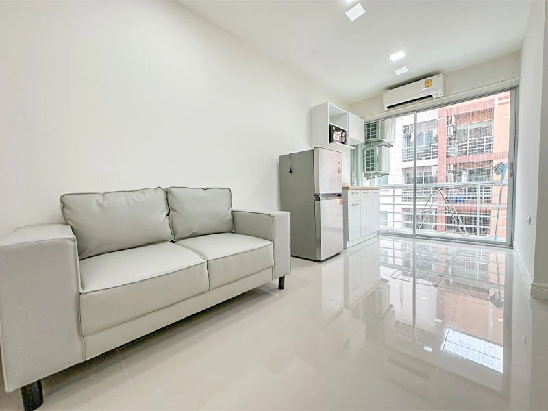 ให้เช่า SMART CONDO พระราม 2 ตกแต่งฟังก์ชั่นครบครัน มีเครื่องใช้ไฟฟ้าครบเซต ย้ายเลย อย่ารีรอ