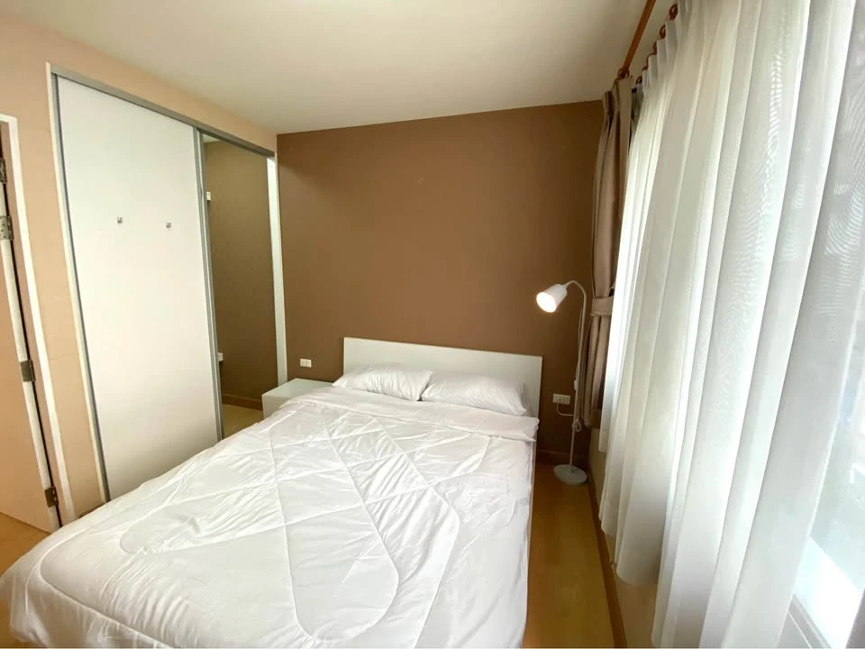 For rent, SMART CONDO Rama 2, Building G, 4th floor, minimal style decorated room, beautiful, clean, very inviting. If interested, book now.