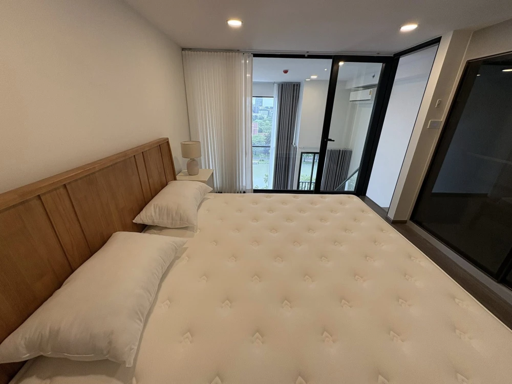 For rent: So Origin Kaset Interchange, Duo Space room, two floors, view of the pool, Phra Pirun and Kasetsart University campus. Reservation required.