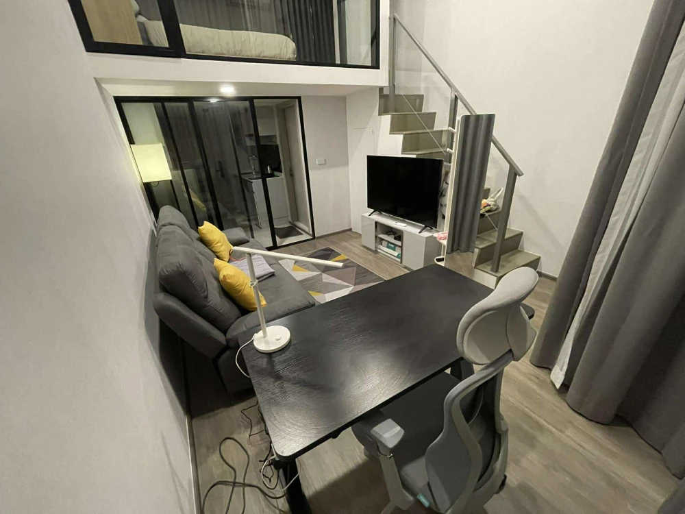 For rent SO Origin Kaset Interchange Duplex room 37 sq m., two floors, high ceiling, view of Kasetsart University, hurry up and grab it.