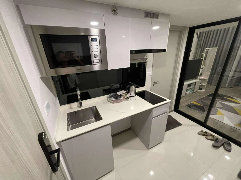 For rent SO Origin Kaset Interchange Duplex room 37 sq m., two floors, high ceiling, view of Kasetsart University, hurry up and grab it.