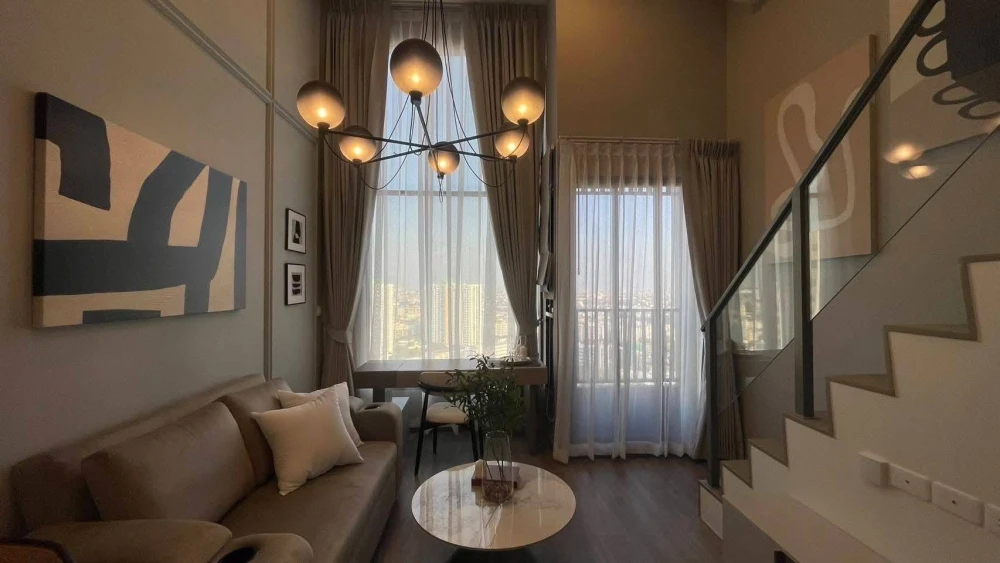 For rent: Exclusive duplex unit at So Origin Kaset Interchange. Beautifully decorated and fully furnished; move-in ready.