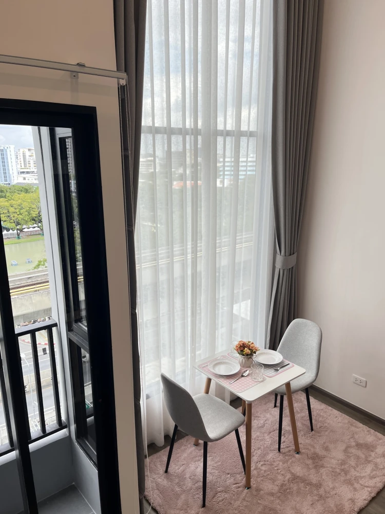 For rent: SO Origin Kaset Interchange. Ready-to-move-in room. Fully furnished. Just bring your own luggage and move in. Hurry and reserve now!!!