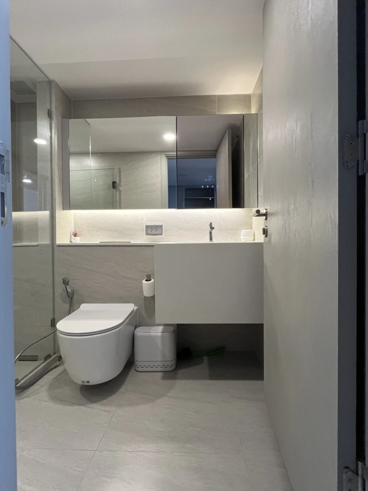 For rent: SO Origin Kaset Interchange. Ready-to-move-in room. Fully furnished. Just bring your own luggage and move in. Hurry and reserve now!!!