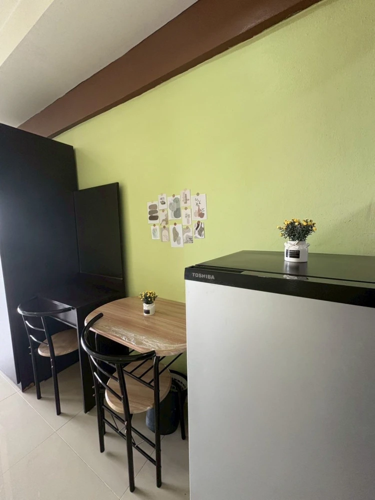 Sombat Pattaya Condotel for rent, spacious room with plenty of usable space, decorated in a theme, fully furnished, hurry and reserve now!