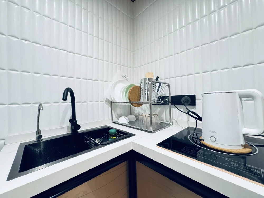 For rent: State Tower Condominium, ready to move in, fully furnished with all appliances, spacious, high floor, hurry and reserve now, don't miss out+