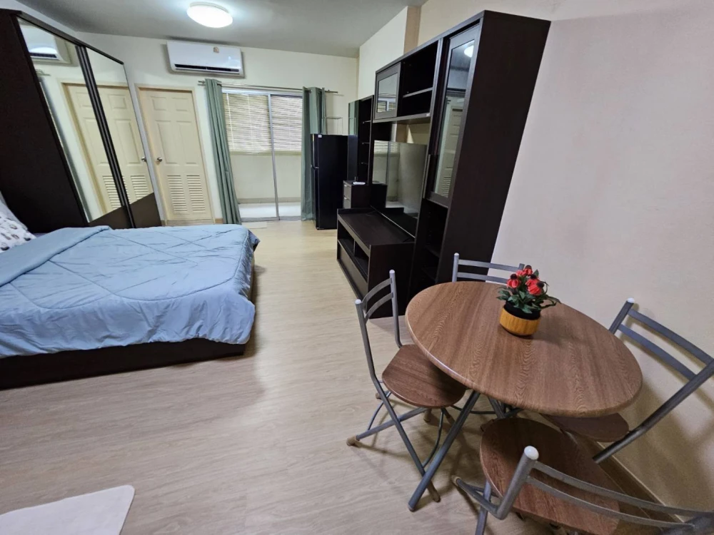 For rent Supalai City Home Ratchada 10, conveniently located near MRT, ready to move in!