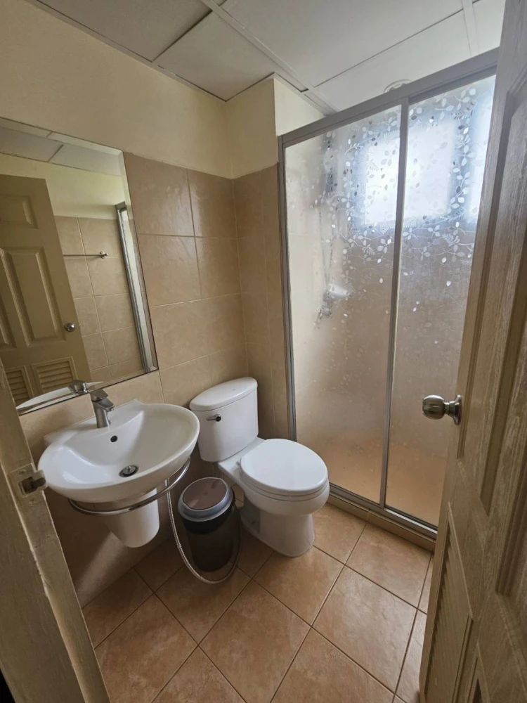 For rent Supalai City Home Ratchada 10, conveniently located near MRT, ready to move in!