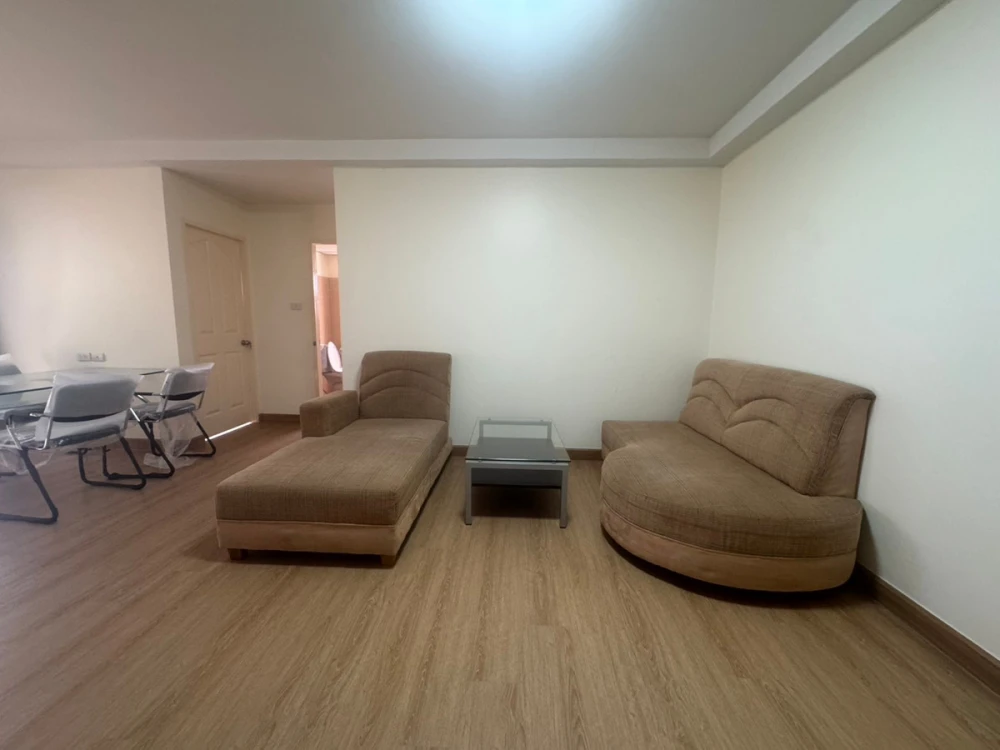 For rent: Supalai City Home Ratchada, 2nd floor. Nice, fully furnished unit. Book now! Don't miss out!