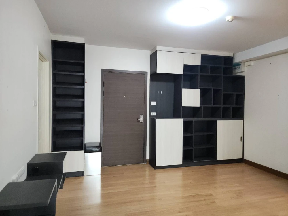 For rent: Supalai City Resort Bearing Station (Lasalle), 6th floor, corner unit, fully furnished. Book now!