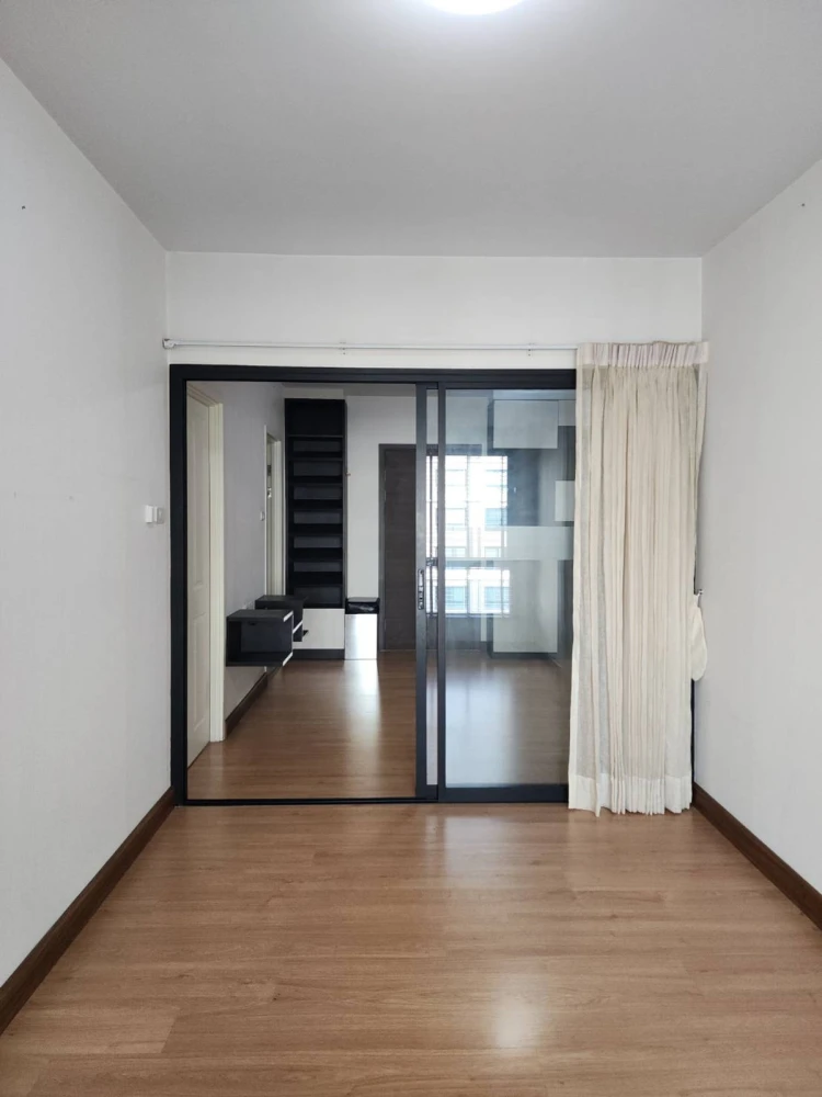 For rent: Supalai City Resort Bearing Station (Lasalle), 6th floor, corner unit, fully furnished. Book now!