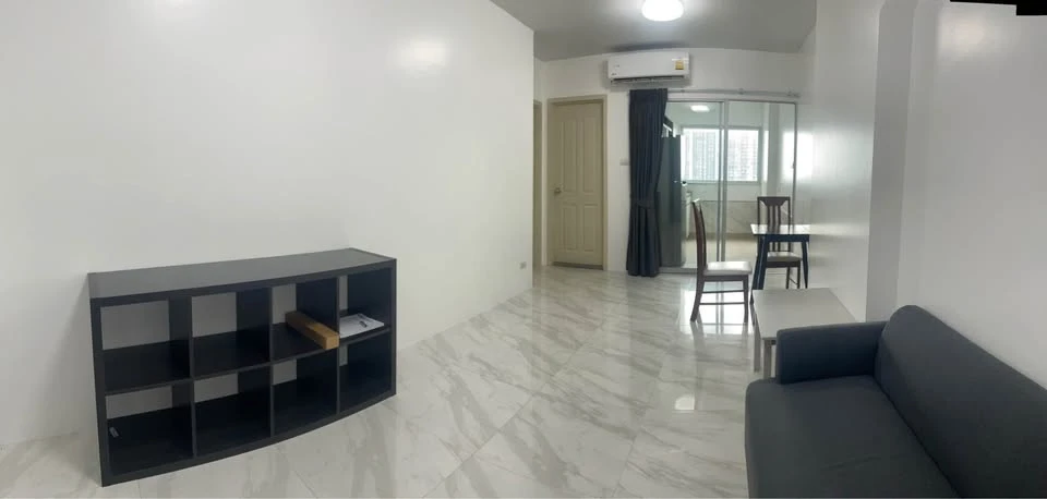 For rent Supalai City Resort Chaengwatthana, 19th floor, good view, fully furnished room, nice to live in, book now.