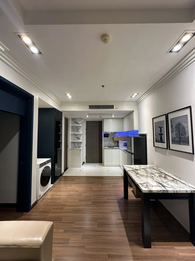 For rent: Supalai Elite Sathorn Suanplu, spacious, ready to move in. Book now!