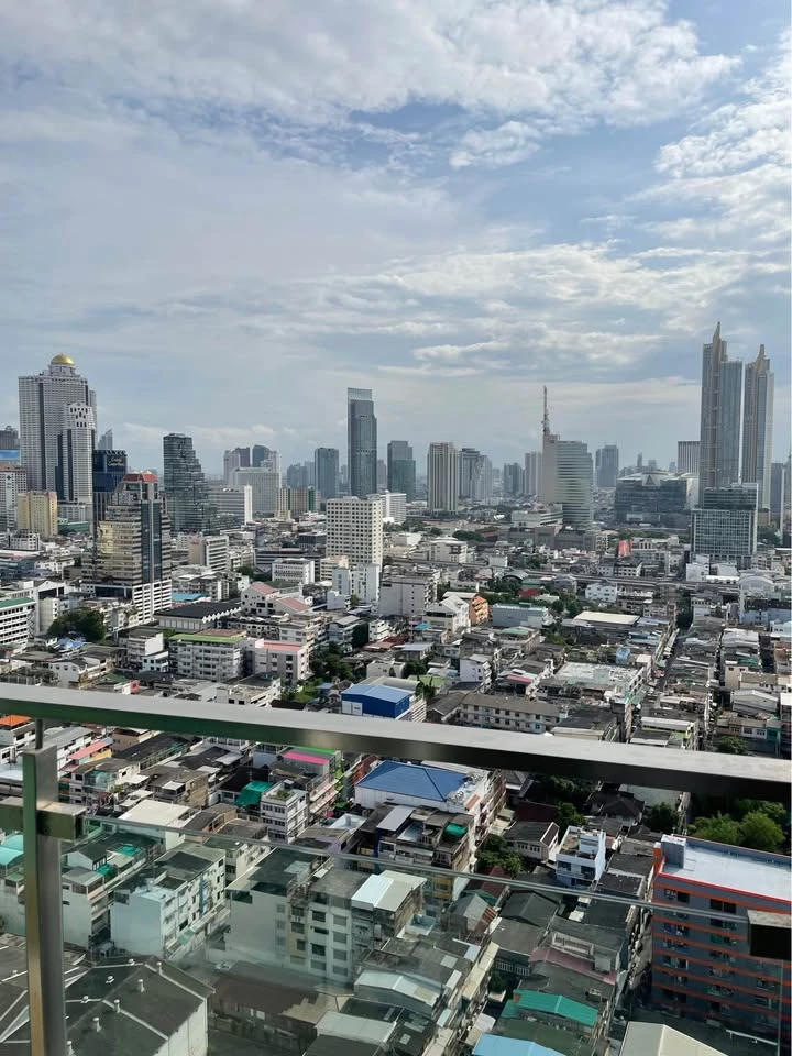 For rent: Supalai Elite Surawong, 27th floor, clear view of ICONSIAM, no buildings blocking, corner room, private, must arrange.