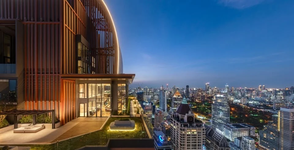 For rent Supalai Icon Sathorn, size 45 sq m, 15th floor, fully furnished, complete with electrical appliances, ready to move in