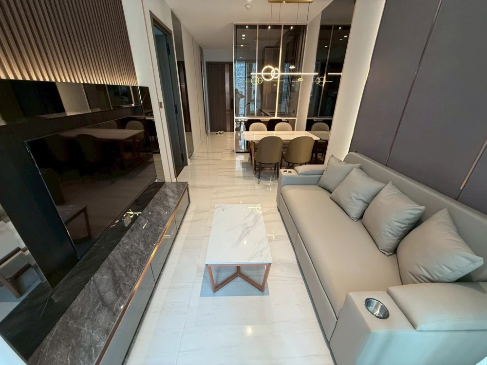 For rent: Supalai Icon Sathorn, 14th floor, pool view, fully furnished with built-in furniture. Book now to secure your unit!