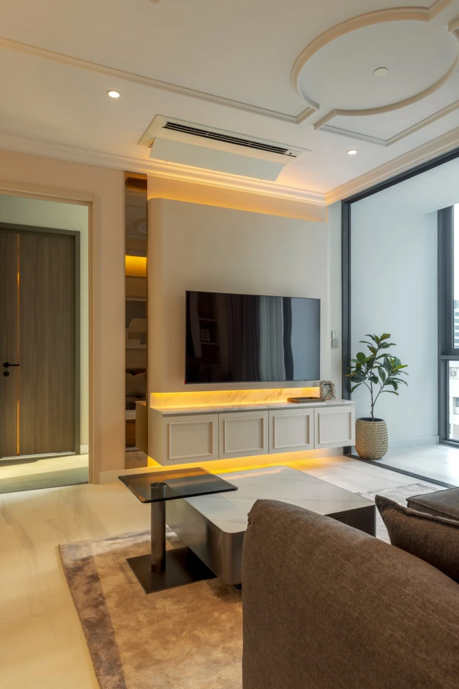 For rent: Supalai ICON Sathorn, 16th floor, corner unit, fully furnished, very livable. Book now!