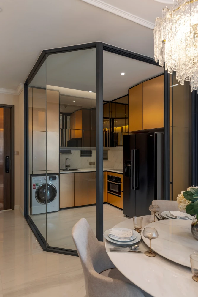 For rent: Supalai ICON Sathorn, 16th floor, corner unit, fully furnished, very livable. Book now!